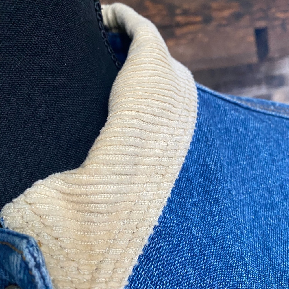 Vintage Eddie Bauer Denim chore barn coat. Size L - Picture 2 of 9